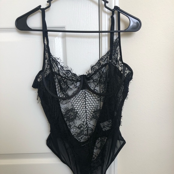 Windsor Tops - Hopeless Romantic Teddy - Black